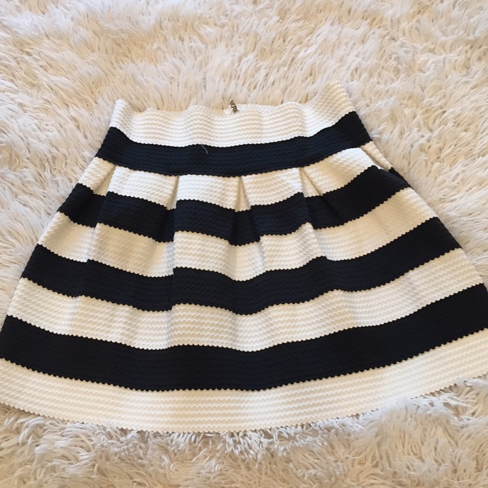 Neslay Designer skirt size XL